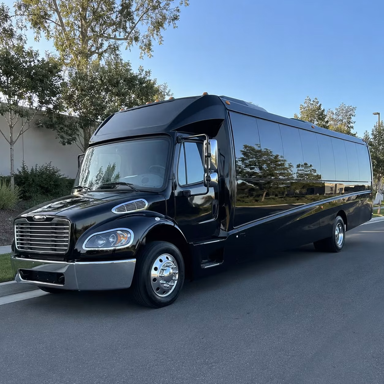 25 passenger minibus